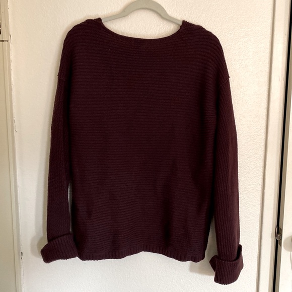 Tobi cable knit deep v wine/merlot sweater - Picture 3 of 5